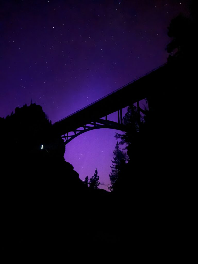 RedCliff Bridge - Aurora Borealis 